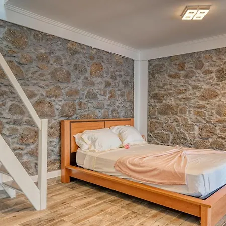 Casa Sienna, A In Madeira カリェタ