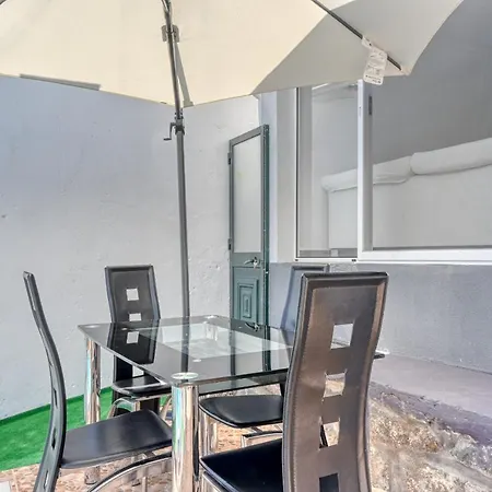 Casa Sienna, A In Madeira Holiday home Calheta (Madeira)